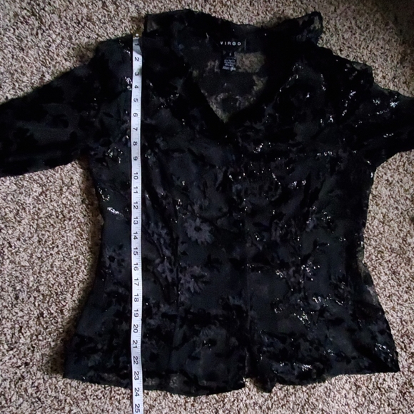 Virgo romantic & sexy see thru lace top, size 8 - Picture 7 of 8